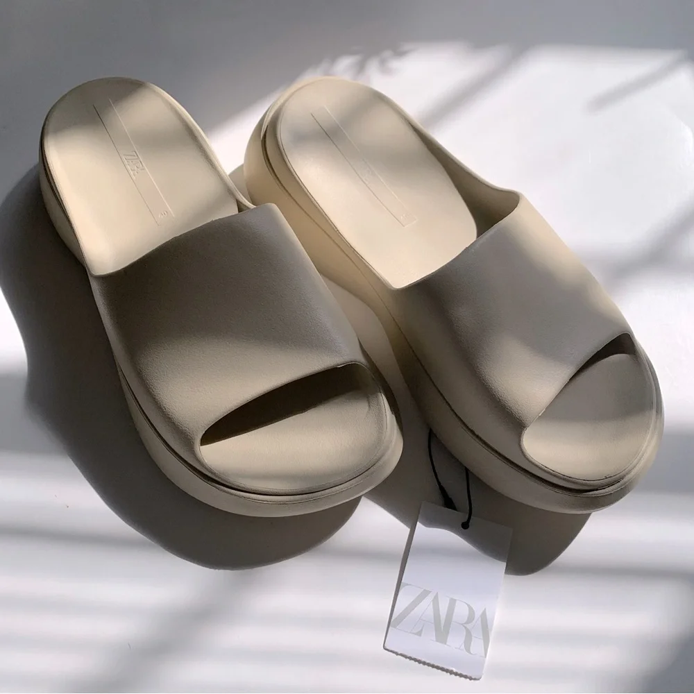 Zara Flat Sandal Ivory Cream Platform Rubber Slide Sandal beige - Picture 6 of 13